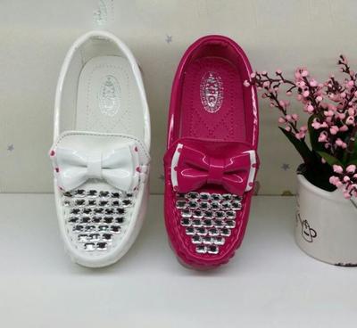 2014秋季新款兒童單鞋豆豆鞋女童鞋 小飛熊鞋業(yè)批發(fā)